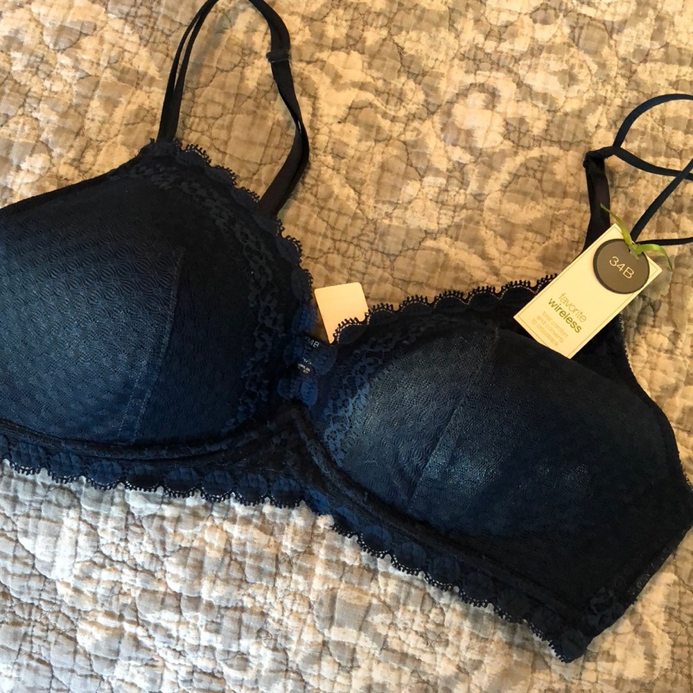 Gap Beautiful lace teal bra